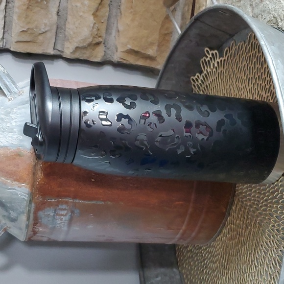 Hydrapeak 32oz stainless water bottle - Picture 1 of 6